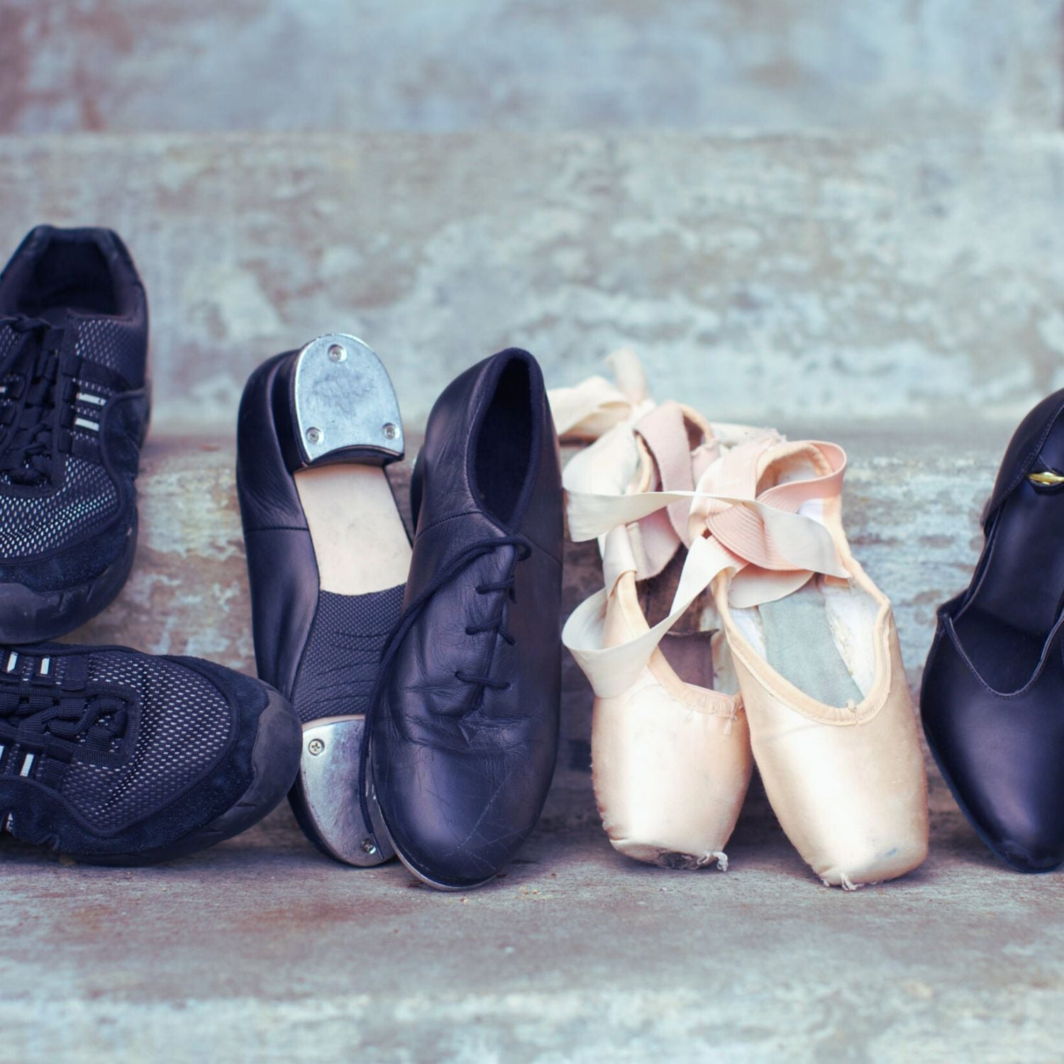 Women's Dancewear Clothes, Shoes & Accessories – On Pointe Dancewear